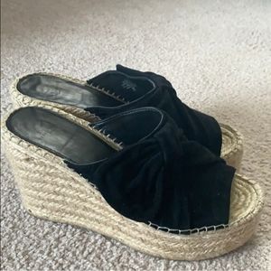 Marc Fisher AIDA platform bow wedge espadrilles